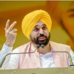 ਆਜ਼ਾਦੀ ਤੋਂ ਬਾਅਦ, ਕੁਝ ਸਵਾਰਥੀ ਲੋਕਾਂ ਨੇ ਸੱਤਾ ਦੇ ਗਲਿਆਰਿਆਂ ‘ਤੇ ਕਬਜ਼ਾ ਕਰ ਲਿਆ: CM ਮਾਨ | ਪੰਜਾਬ ਖ਼ਬਰਾਂ ਆਜ਼ਾਦੀ ਤੋਂ ਬਾਅਦ, ਕੁਝ ਸਵਾਰਥੀ ਲੋਕਾਂ ਨੇ ਸੱਤਾ ਦੇ ਗਲਿਆਰਿਆਂ 'ਤੇ ਕਬਜ਼ਾ ਕਰ ਲਿਆ: CM ਮਾਨ | ਪੰਜਾਬ ਖ਼ਬਰਾਂ