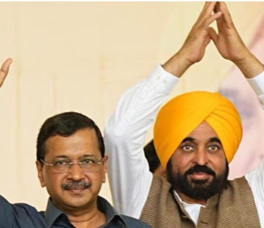 ਗੁਜਰਾਤ ਵਿੱਚ ‘AAP’ ਦੀ ਸਰਕਾਰ ਬਣਾਓ, ਤੁਹਾਡੇ ਬੱਚਿਆਂ ਦਾ ਭਵਿੱਖ ਬਣਾ ਦਿਆਂਗੇ: ਕੇਜਰੀਵਾਲ | ਪੰਜਾਬ ਖ਼ਬਰਾਂ ਗੁਜਰਾਤ ਵਿੱਚ 'AAP' ਦੀ ਸਰਕਾਰ ਬਣਾਓ, ਤੁਹਾਡੇ ਬੱਚਿਆਂ ਦਾ ਭਵਿੱਖ ਬਣਾ ਦਿਆਂਗੇ: ਕੇਜਰੀਵਾਲ | ਪੰਜਾਬ ਖ਼ਬਰਾਂ