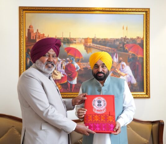 ਮਾਨ ਸਰਕਾਰ ਵਲੋਂ “ਮੁੱਖ ਮੰਤਰੀ ਮਾਵਾਂ ਧੀਆਂ ਸਤਿਕਾਰ ਯੋਜਨਾ” ਇੱਕ ਇਤਿਹਾਸਕ ਕਦਮ: ਮੀਤ ਹੇਅਰ ਮਾਨ ਸਰਕਾਰ ਵਲੋਂ "ਮੁੱਖ ਮੰਤਰੀ ਮਾਵਾਂ ਧੀਆਂ ਸਤਿਕਾਰ ਯੋਜਨਾ" ਇੱਕ ਇਤਿਹਾਸਕ ਕਦਮ: ਮੀਤ ਹੇਅਰ