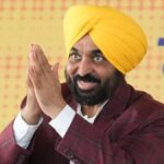 CM ਭਗਵੰਤ ਮਾਨ ਮਲੇਰਕੋਟਲਾ ਈਦਗਾਹ ਪੁੱਜੇ: ਮੁਸਲਿਮ ਭਾਈਚਾਰੇ ਨੂੰ ਈਦ ਦੀਆਂ ਮੁਬਾਰਕਾਂ ਦਿੱਤੀਆਂ | ਪੰਜਾਬ ਖ਼ਬਰਾਂ ਅਕਾਲੀ–ਕਾਂਗਰਸ ਨੇ ਬੱਚਿਆਂ ਨੂੰ ਅਣਪੜ੍ਹ ਰੱਖਿਆ, ‘AAP’ ਸਰਕਾਰ ਸਿੱਖਿਆ ਨਾਲ ਤਰੱਕੀ ਕਰਵਾ ਰਹੀ: ਭਗਵੰਤ ਮਾਨ | ਪੰਜਾਬ ਖ਼ਬਰਾਂ