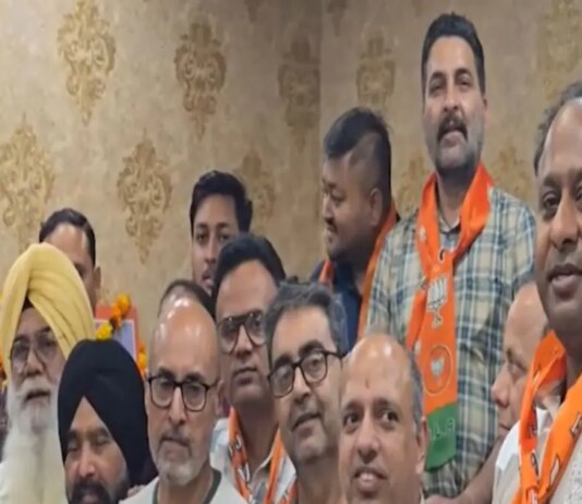 ਨਾਭਾ ਵਿੱਚ ਵਪਾਰੀਆਂ ਨੂੰ ਇਕੱਠਾ ਕਰਕੇ ਬਣਾਇਆ ਗਿਆ ਨਵਾਂ ਵਪਾਰ ਮੰਡਲ ਕੀ 2027 ਦੀ ਚੋਣੀ ਤਸਵੀਰ ਬਦਲ ਸਕਦਾ ਹੈ? bjp forms trade wing in nabha ahead of punjab assembly elections 2027 hs | ਪਟਿਆਲਾ ਖ਼ਬਰਾਂ (Patiala News)