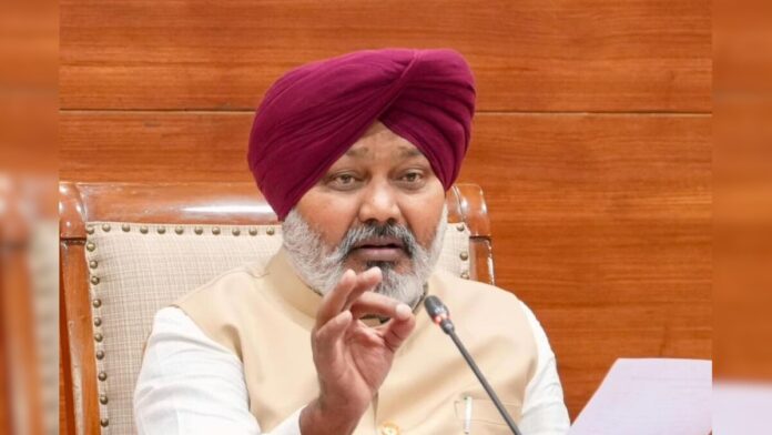 HYP_5812658_12_1-1200x800.jpg ਪੰਜਾਬ ਦੀ ਸਿਹਤ ਸਕੀਮ ਨੇ ਬਦਲ ਦਿੱਤਾ ਖੇਡ! 10 ਲੱਖ ਤੱਕ ਮੁਫ਼ਤ ਇਲਾਜ