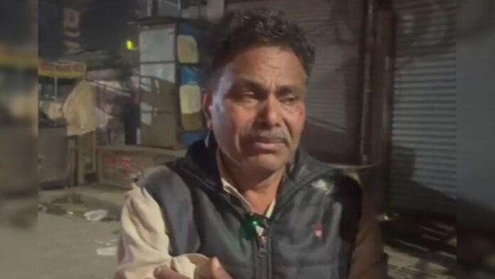 gurdaspur vegetable vendor robbery injured while stopping thieves hs |