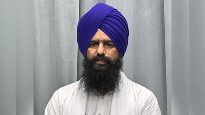 PU 'ਚ ਸਿੱਖ ਵਿਦਿਆਰਥੀਆਂ ਨਾਲ ਧੱਕੇਸ਼ਾਹੀ, ਦਸਤਾਰਾਂ ਤੇ ਕਕਾਰਾਂ ਦੇ ਨਿਰਾਦਰ ਦੀ ਜਥੇਦਾਰ ਗੜਗੱਜ ਵੱਲੋਂ ਨਿੰਦਾ... | ਪੰਜਾਬ ਖ਼ਬਰਾਂ