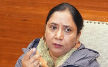 ਭਗਵੰਤ ਮਾਨ ਸਰਕਾਰ ਨੇ ਤੇਜ਼ਾਬ ਹਮਲੇ ਦੇ ਪੀੜਤਾਂ ਲਈ ਸਹਾਇਤਾ ਯੋਜਨਾ ਨੂੰ ਲਿੰਗ-ਨਿਰਪੱਖ ਬਣਾਇਆ, ਮਹੀਨਾਵਾਰ ਸਹਾਇਤਾ ਵਧਾ ਕੇ 10000 ਰੁਪਏ ਕੀਤੀ: ਡਾ. ਬਲਜੀਤ ਕੌਰ ਭਗਵੰਤ ਮਾਨ ਸਰਕਾਰ ਨੇ ਤੇਜ਼ਾਬ ਹਮਲੇ ਦੇ ਪੀੜਤਾਂ ਲਈ ਸਹਾਇਤਾ ਯੋਜਨਾ ਨੂੰ ਲਿੰਗ-ਨਿਰਪੱਖ ਬਣਾਇਆ, ਮਹੀਨਾਵਾਰ ਸਹਾਇਤਾ ਵਧਾ ਕੇ 10000 ਰੁਪਏ ਕੀਤੀ: ਡਾ. ਬਲਜੀਤ ਕੌਰ