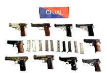 ਅੰਤਰ-ਰਾਜੀ ਗੈਰ-ਕਾਨੂੰਨੀ ਹਥਿਆਰਾਂ ਦੇ ਸਪਲਾਈ ਮਾਡਿਊਲ ਨਾਲ ਜੁੜੇ ਦੋ ਵਿਅਕਤੀ ਗ੍ਰਿਫ਼ਤਾਰ, 10 ਪਿਸਤੌਲ ਬਰਾਮਦ ਅੰਤਰ-ਰਾਜੀ ਗੈਰ-ਕਾਨੂੰਨੀ ਹਥਿਆਰਾਂ ਦੇ ਸਪਲਾਈ ਮਾਡਿਊਲ ਨਾਲ ਜੁੜੇ ਦੋ ਵਿਅਕਤੀ ਗ੍ਰਿਫ਼ਤਾਰ, 10 ਪਿਸਤੌਲ ਬਰਾਮਦ