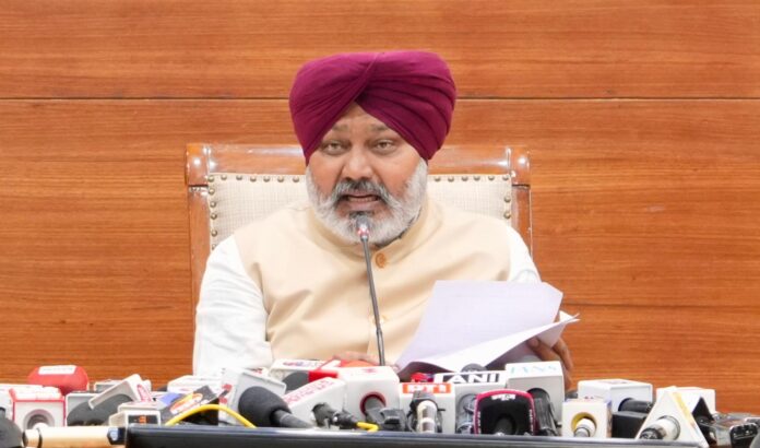 ‘ਆਪ’ ਸਰਕਾਰ ਅਧੀਨ ਪੰਜਾਬ ਮਾਲੀਆ ਵਿਕਾਸ ਵਿੱਚ ਚੋਟੀ ਦੇ 3 ਸੂਬਿਆਂ ਵਿੱਚ ਸ਼ਾਮਲ, ਆਪਣਾ ਕਰ ਮਾਲੀਆ ਵਧ ਕੇ 57,919 ਕਰੋੜ ਰੁਪਏ ਹੋਇਆ: ਹਰਪਾਲ ਸਿੰਘ ਚੀਮਾ