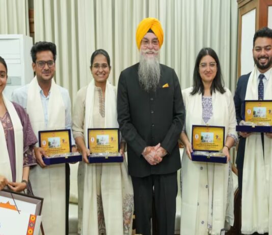 ਸਿਵਲ ਸੇਵਾਵਾਂ ਪ੍ਰੀਖਿਆ ਪਾਸ ਕਰਨ ਵਾਲੇ ਪੰਜਾਬ ਦੇ ਵਿਦਿਆਰਥੀਆਂ ਸੰਧਵਾਂ ਨੇ ਦਿੱਤੀ ਵਧਾਈ ਸਿਵਲ ਸੇਵਾਵਾਂ ਪ੍ਰੀਖਿਆ ਪਾਸ ਕਰਨ ਵਾਲੇ ਪੰਜਾਬ ਦੇ ਵਿਦਿਆਰਥੀਆਂ ਸੰਧਵਾਂ ਨੇ ਦਿੱਤੀ ਵਧਾਈ