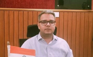 ਮੁੱਖ ਮੰਤਰੀ ਸਿਹਤ ਯੋਜਨਾ ਤਹਿਤ ਆਮ ਲੋਕ ਲਗਾਤਾਰ ਬਣਾ ਰਹੇ ਹਨ ਸਿਹਤ ਕਾਰਡ – ਡਿਪਟੀ ਕਮਿਸ਼ਨਰ ਮੁੱਖ ਮੰਤਰੀ ਸਿਹਤ ਯੋਜਨਾ ਤਹਿਤ ਆਮ ਲੋਕ ਲਗਾਤਾਰ ਬਣਾ ਰਹੇ ਹਨ ਸਿਹਤ ਕਾਰਡ - ਡਿਪਟੀ ਕਮਿਸ਼ਨਰ