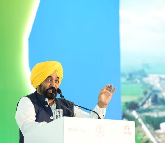 ਭਗਵੰਤ ਮਾਨ ਸਰਕਾਰ ਦੀ ਅਗਵਾਈ ਹੇਠ ‘ਏ.ਆਈ. ਕ੍ਰਾਂਤੀ’ ਕਿਸਾਨਾਂ ਦੀ ਆਮਦਨ ਵਿੱਚ ਵਾਧਾ ਕਰਕੇ ਪੰਜਾਬ ਦੇ ਭਵਿੱਖ ਨੂੰ ਸੁਰੱਖਿਅਤ ਕਰੇਗੀ ਭਗਵੰਤ ਮਾਨ ਸਰਕਾਰ ਦੀ ਅਗਵਾਈ ਹੇਠ ‘ਏ.ਆਈ. ਕ੍ਰਾਂਤੀ’ ਕਿਸਾਨਾਂ ਦੀ ਆਮਦਨ ਵਿੱਚ ਵਾਧਾ ਕਰਕੇ ਪੰਜਾਬ ਦੇ ਭਵਿੱਖ ਨੂੰ ਸੁਰੱਖਿਅਤ ਕਰੇਗੀ