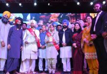 ਸਰਸ ਮੇਲੇ ’ਚ ਪਹਿਰਾਵਾ ਪ੍ਰਦਰਸ਼ਨੀ ਦੇ ਮੁਕਾਬਲੇ ਕਰਵਾਏ ਸਰਸ ਮੇਲੇ ’ਚ ਪਹਿਰਾਵਾ ਪ੍ਰਦਰਸ਼ਨੀ ਦੇ ਮੁਕਾਬਲੇ ਕਰਵਾਏ