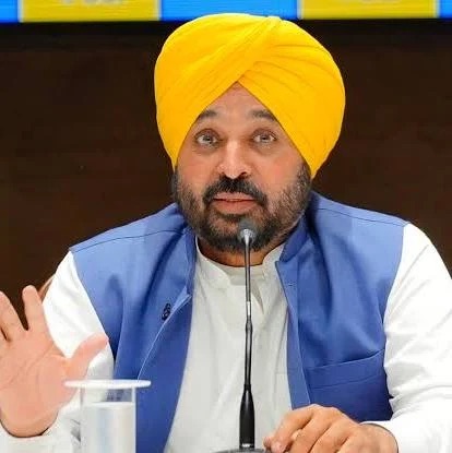 2022 ‘ਚ ਜੇ ਸਰਕਾਰ ਨਾ ਬਦਲਦੀ ਤਾਂ ਪੰਜਾਬ ਮਾਰੂਥਲ ਬਣ ਜਾਂਦਾ : CM ਮਾਨ | ਪੰਜਾਬ ਖ਼ਬਰਾਂ