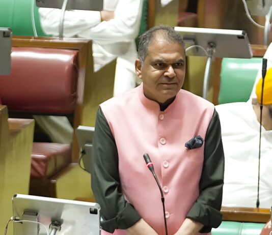 ਮੰਤਰੀ ਸੰਜੀਵ ਅਰੋੜਾ ਨੇ ਪੰਜਾਬ ਵਿਧਾਨ ਸਭਾ ਵਿੱਚ ਮੁੱਖ ਨਾਗਰਿਕ ਅਤੇ ਬੁਨਿਆਦੀ ਢਾਂਚੇ ਦੇ ਮੁੱਦਿਆਂ ’ਤੇ ਦਿੱਤੇ ਤੱਥ-ਅਧਾਰਤ ਜਵਾਬ ਮੰਤਰੀ ਸੰਜੀਵ ਅਰੋੜਾ ਨੇ ਪੰਜਾਬ ਵਿਧਾਨ ਸਭਾ ਵਿੱਚ ਮੁੱਖ ਨਾਗਰਿਕ ਅਤੇ ਬੁਨਿਆਦੀ ਢਾਂਚੇ ਦੇ ਮੁੱਦਿਆਂ ’ਤੇ ਦਿੱਤੇ ਤੱਥ-ਅਧਾਰਤ ਜਵਾਬ