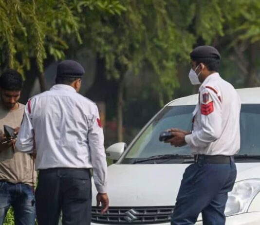 เจชเฉฐเจเจพเจฌเฉ เจถเจฐเจงเจพเจฒเฉเจเจ เจฆเฉ เจนเจฟเจฎเจพเจเจฒ เจชเฉเจฒเจฟเจธ เจจเฉ เจเฉฑเจเฉ 2 เจฆเจฟเจจเจพเจ ‘เจ 950 เจเจฒเจพเจจ- punjab biker challan in himachal pradesh, | เจชเฉฐเจเจพเจฌ เฉเจฌเจฐเจพเจ เจชเฉฐเจเจพเจฌเฉ เจถเจฐเจงเจพเจฒเฉเจเจ เจฆเฉ เจนเจฟเจฎเจพเจเจฒ เจชเฉเจฒเจฟเจธ เจจเฉ เจเฉฑเจเฉ 2 เจฆเจฟเจจเจพเจ 'เจ 950 เจเจฒเจพเจจ- punjab biker challan in himachal pradesh, | เจชเฉฐเจเจพเจฌ เฉเจฌเจฐเจพเจ