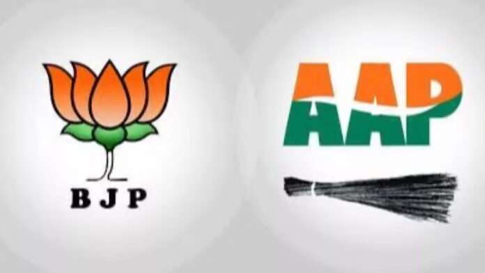 swati maliwal joins bjp first visit delhi office political update |