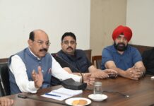 ਕੈਬਨਿਟ ਮੰਤਰੀ ਮੋਹਿੰਦਰ ਭਗਤ ਵੱਲੋਂ ਪੁਲਿਸ ਨੂੰ ‘ਯੁੱਧ ਨਸ਼ਿਆਂ ਵਿਰੁੱਧ’ ਤਹਿਤ ਨਸ਼ਾ ਵਿਰੋਧੀ ਕਾਰਵਾਈ ਤੇਜ਼ ਕਰਨ ਦੇ ਨਿਰਦੇਸ਼ ਕੈਬਨਿਟ ਮੰਤਰੀ ਮੋਹਿੰਦਰ ਭਗਤ ਵੱਲੋਂ ਪੁਲਿਸ ਨੂੰ ‘ਯੁੱਧ ਨਸ਼ਿਆਂ ਵਿਰੁੱਧ’ ਤਹਿਤ ਨਸ਼ਾ ਵਿਰੋਧੀ ਕਾਰਵਾਈ ਤੇਜ਼ ਕਰਨ ਦੇ ਨਿਰਦੇਸ਼