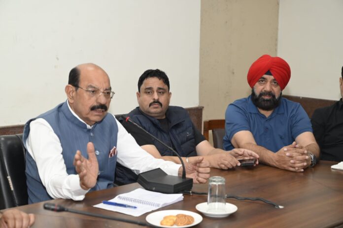 ਕੈਬਨਿਟ ਮੰਤਰੀ ਮੋਹਿੰਦਰ ਭਗਤ ਵੱਲੋਂ ਪੁਲਿਸ ਨੂੰ ‘ਯੁੱਧ ਨਸ਼ਿਆਂ ਵਿਰੁੱਧ’ ਤਹਿਤ ਨਸ਼ਾ ਵਿਰੋਧੀ ਕਾਰਵਾਈ ਤੇਜ਼ ਕਰਨ ਦੇ ਨਿਰਦੇਸ਼