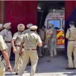 Chandigarh : PM ਮੋਦੀ ਦੇ ਖਿਲਾਫ ਬੋਲਣ ਵਾਲੀ ਰਾਇਟਰ ਮਧੁ ਉਤੇ FIR ਦਰਜ | ਪੰਜਾਬ ਖ਼ਬਰਾਂ Chandigarh : PM ਮੋਦੀ ਦੇ ਖਿਲਾਫ ਬੋਲਣ ਵਾਲੀ ਰਾਇਟਰ ਮਧੁ ਉਤੇ FIR ਦਰਜ | ਪੰਜਾਬ ਖ਼ਬਰਾਂ