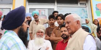 ਕੈਬਨਿਟ ਮੰਤਰੀ ਬਰਿੰਦਰ ਕੁਮਾਰ ਗੋਇਲ ਨੇ ਗੈਸ ਏਜੰਸੀ ਦਾ ਕੀਤਾ ਦੌਰਾ; ਗੈਸ ਸਪਲਾਈ ਦਾ ਲਿਆ ਜਾਇਜ਼ਾ ਕੈਬਨਿਟ ਮੰਤਰੀ ਬਰਿੰਦਰ ਕੁਮਾਰ ਗੋਇਲ ਨੇ ਗੈਸ ਏਜੰਸੀ ਦਾ ਕੀਤਾ ਦੌਰਾ; ਗੈਸ ਸਪਲਾਈ ਦਾ ਲਿਆ ਜਾਇਜ਼ਾ