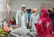 ਸਪੀਕਰ ਸੰਧਵਾਂ ਨੇ ਜਸਕਰਨ ਸਿੰਘ ਅਤੇ ਜਸਵਿੰਦਰ ਸਿੰਘ ਤੇ ਦੀ ਅੰਤਿਮ ਅਰਦਾਸ ਮੌਕੇ ਸ਼ਰਧਾਂਜਲੀ ਭੇਟ ਕੀਤੀ ਸਪੀਕਰ ਸੰਧਵਾਂ ਨੇ ਜਸਕਰਨ ਸਿੰਘ ਅਤੇ ਜਸਵਿੰਦਰ ਸਿੰਘ ਤੇ ਦੀ ਅੰਤਿਮ ਅਰਦਾਸ ਮੌਕੇ ਸ਼ਰਧਾਂਜਲੀ ਭੇਟ ਕੀਤੀ