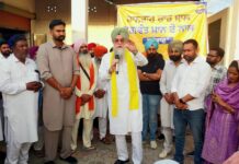 “4 ਸਾਲ ਬਦਲਾਅ ਦੇ – ਜਨਤਾ ਨਾਲ ਸਿੱਧਾ ਸੰਵਾਦ” ਮੁਹਿੰਮ ਤਹਿਤ ਸਪੀਕਰ ਸੰਧਵਾਂ ਵੱਲੋਂ ਪਿੰਡ ਧੂੜਕੋਟ, ਕੋਟ ਸੁਖੀਆ ਅਤੇ ਢੁੱਡੀ ਵਿਖੇ ਜਨ ਸਭਾਵਾਂ “4 ਸਾਲ ਬਦਲਾਅ ਦੇ – ਜਨਤਾ ਨਾਲ ਸਿੱਧਾ ਸੰਵਾਦ” ਮੁਹਿੰਮ ਤਹਿਤ ਸਪੀਕਰ ਸੰਧਵਾਂ ਵੱਲੋਂ ਪਿੰਡ ਧੂੜਕੋਟ, ਕੋਟ ਸੁਖੀਆ ਅਤੇ ਢੁੱਡੀ ਵਿਖੇ ਜਨ ਸਭਾਵਾਂ