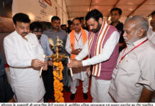 ਮੁੱਖ ਮੰਤਰੀ ਨਾਇਬ ਸਿੰਘ ਸੈਣੀ ਨੇ ਗੁਰੂਗ੍ਰਾਮ ਸ਼ਹਿਰ ਦੇ ਵੱਖ-ਵੱਖ ਇਲਾਕਿਆਂ ਦਾ ਦੌਰਾ ਕਰਕੇ ਵਿਵਸਥਾਵਾਂ ਦਾ ਲਿਆ ਜਾਇਜ਼ਾ ਮੁੱਖ ਮੰਤਰੀ ਨਾਇਬ ਸਿੰਘ ਸੈਣੀ ਨੇ ਗੁਰੂਗ੍ਰਾਮ ਸ਼ਹਿਰ ਦੇ ਵੱਖ-ਵੱਖ ਇਲਾਕਿਆਂ ਦਾ ਦੌਰਾ ਕਰਕੇ ਵਿਵਸਥਾਵਾਂ ਦਾ ਲਿਆ ਜਾਇਜ਼ਾ