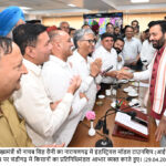 ਮੁੱਖ ਮੰਤਰੀ ਨਾਇਬ ਸਿੰਘ ਸੈਣੀ ਨਾਲ ਮਿਲੇ ਕਿਸਾਨ, ਆਈਐਮਟੀ ਲਈ ਕਿਸਾਨਾਂ ਨੇ ਸਰਕਾਰ ਵੱਲੋਂ ਤੈਅ ਦਰਾਂ ‘ਤੇ ਜਮੀਨ ਦੇਣ ‘ਤੇ ਜਤਾਈ ਸਹਿਮਤੀ ਮੁੱਖ ਮੰਤਰੀ ਨਾਇਬ ਸਿੰਘ ਸੈਣੀ ਨਾਲ ਮਿਲੇ ਕਿਸਾਨ, ਆਈਐਮਟੀ ਲਈ ਕਿਸਾਨਾਂ ਨੇ ਸਰਕਾਰ ਵੱਲੋਂ ਤੈਅ ਦਰਾਂ 'ਤੇ ਜਮੀਨ ਦੇਣ 'ਤੇ ਜਤਾਈ ਸਹਿਮਤੀ