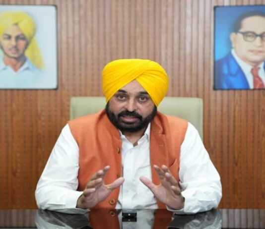 ਭਗਵੰਤ ਮਾਨ ਸਰਕਾਰ ਨੇ ਕਾਇਮ ਕੀਤਾ ਰਿਕਾਰਡ, 4 ਸਾਲਾਂ ‘ਚ ਦਿੱਤੀਆਂ 65,264 ਸਰਕਾਰੀ ਨੌਕਰੀਆਂ, Bhagwant Mann government sets record, provides 65,264 government jobs in 4 years | ਪੰਜਾਬ ਖ਼ਬਰਾਂ ਭਗਵੰਤ ਮਾਨ ਸਰਕਾਰ ਨੇ ਕਾਇਮ ਕੀਤਾ ਰਿਕਾਰਡ, 4 ਸਾਲਾਂ 'ਚ ਦਿੱਤੀਆਂ 65,264 ਸਰਕਾਰੀ ਨੌਕਰੀਆਂ, Bhagwant Mann government sets record, provides 65,264 government jobs in 4 years | ਪੰਜਾਬ ਖ਼ਬਰਾਂ