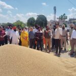 ਡਿਪਟੀ ਕਮਿਸ਼ਨਰ ਵੱਲੋਂ ਰੂਪਨਗਰ ਅਨਾਜ ਮੰਡੀ ਦਾ ਅਚਨਚੇਤ ਦੌਰਾ ਡਿਪਟੀ ਕਮਿਸ਼ਨਰ ਵੱਲੋਂ ਰੂਪਨਗਰ ਅਨਾਜ ਮੰਡੀ ਦਾ ਅਚਨਚੇਤ ਦੌਰਾ