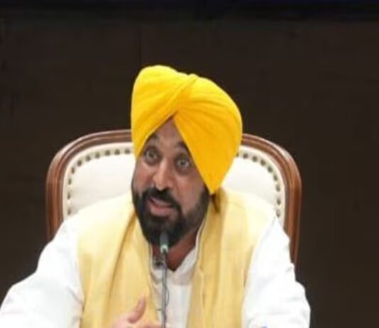 CM ਮਾਨ ਵੱਲੋਂ ਬਠਿੰਡਾ ਦੇ ਐਡਵਾਂਸਡ ਕੈਂਸਰ ਇੰਸਟੀਚਿਊਟ ਦਾ ਅਚਨਚੇਤ ਦੌਰਾ, ਸਹੂਲਤਾਂ ਅਤੇ ਮਰੀਜ਼ਾਂ ਦੀ ਦੇਖਭਾਲ ਦਾ ਲਿਆ ਜਾਇਜ਼ਾ, CM Mann pays surprise visit to Advanced Cancer Institute, Bathinda, reviews facilities and patient care | ਪੰਜਾਬ ਖ਼ਬਰਾਂ CM ਮਾਨ ਵੱਲੋਂ ਬਠਿੰਡਾ ਦੇ ਐਡਵਾਂਸਡ ਕੈਂਸਰ ਇੰਸਟੀਚਿਊਟ ਦਾ ਅਚਨਚੇਤ ਦੌਰਾ, ਸਹੂਲਤਾਂ ਅਤੇ ਮਰੀਜ਼ਾਂ ਦੀ ਦੇਖਭਾਲ ਦਾ ਲਿਆ ਜਾਇਜ਼ਾ, CM Mann pays surprise visit to Advanced Cancer Institute, Bathinda, reviews facilities and patient care | ਪੰਜਾਬ ਖ਼ਬਰਾਂ