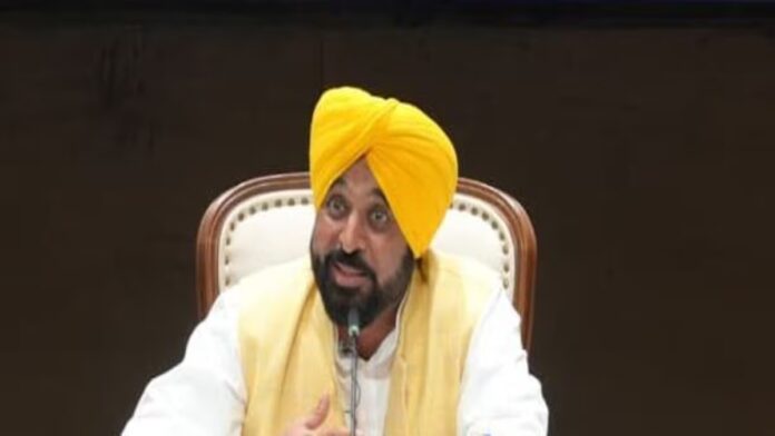 CM ਮਾਨ ਵੱਲੋਂ ਬਠਿੰਡਾ ਦੇ ਐਡਵਾਂਸਡ ਕੈਂਸਰ ਇੰਸਟੀਚਿਊਟ ਦਾ ਅਚਨਚੇਤ ਦੌਰਾ, ਸਹੂਲਤਾਂ ਅਤੇ ਮਰੀਜ਼ਾਂ ਦੀ ਦੇਖਭਾਲ ਦਾ ਲਿਆ ਜਾਇਜ਼ਾ, CM Mann pays surprise visit to Advanced Cancer Institute, Bathinda, reviews facilities and patient care | ਪੰਜਾਬ ਖ਼ਬਰਾਂ