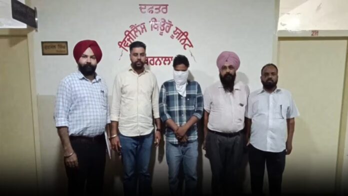 ਵਿਜੀਲੈਂਸ ਵੱਲੋਂ ਪਟਵਾਰੀ 4,000 ਦੀ ਰਿਸ਼ਵਤ ਲੈਂਦਾ ਕੀਤਾ ਗ੍ਰਿਫ਼ਤਾਰ | ਪੰਜਾਬ ਖ਼ਬਰਾਂ