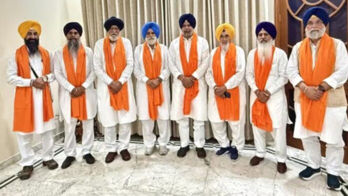 Mission 2027: ਅਕਾਲੀ ਦਲ ਦੇ ਦੋ ਧੜਿਆਂ ਵਿਚ ਹੋਇਆ ਗੱਠਜੋੜ...ਮਿਲ ਕੇ ਲੜਨਗੇ ਚੋਣਾਂ! | ਪੰਜਾਬ ਖ਼ਬਰਾਂ