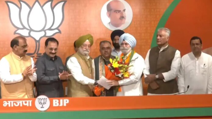 Senior lawyer Harvinder Singh Phoolka joins Bharatiya Janata Party BJP ਸੀਨੀਅਰ ਵਕੀਲ HS ਫੂਲਕਾ ਭਾਜਪਾ ਵਿਚ ਹੋਏ ਸ਼ਾਮਲ | ਪੰਜਾਬ ਖ਼ਬਰਾਂ