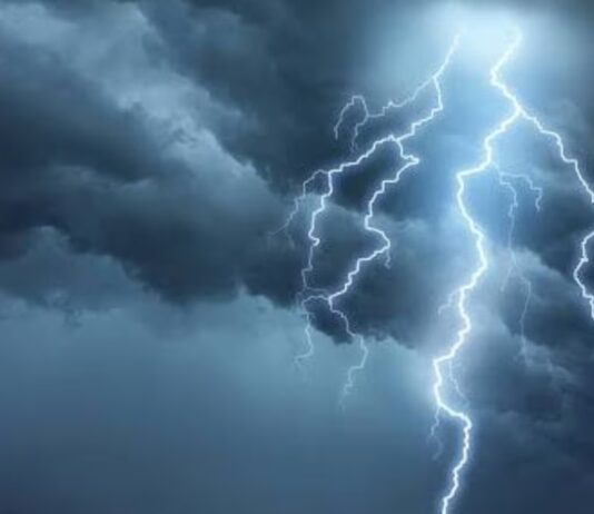 Punjab Weather Alert Heavy rain likely in Punjab and Chandigarh Punjab Weather- ਪੰਜਾਬ ‘ਚ ਅੱਜ ਰਾਤ ਮੁੜ ਵਿਗੜੇਗਾ ਮੌਸਮ, 12 ਜ਼ਿਲ੍ਹਿਆਂ ਵਿਚ ਮੀਂਹ… | ਪੰਜਾਬ ਖ਼ਬਰਾਂ Punjab Weather Alert Heavy rain likely in Punjab and Chandigarh Punjab Weather- ਪੰਜਾਬ 'ਚ ਅੱਜ ਰਾਤ ਮੁੜ ਵਿਗੜੇਗਾ ਮੌਸਮ, 12 ਜ਼ਿਲ੍ਹਿਆਂ ਵਿਚ ਮੀਂਹ... | ਪੰਜਾਬ ਖ਼ਬਰਾਂ