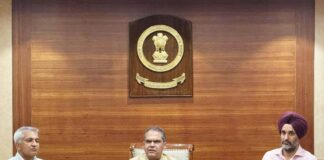 ਪੰਜਾਬ ਸਰਕਾਰ ਨੇ ਰਿਕਾਰਡ ਮਾਲੀਏ, 1,300 ਕਰੋੜ ਰੁਪਏ ਦੇ ਸੜਕੀ ਕੰਮਾਂ ਅਤੇ ਵਿਆਪਕ ਨਾਗਰਿਕ ਸੁਧਾਰਾਂ ਨਾਲ ਸ਼ਹਿਰੀ ਬੁਨਿਆਦੀ ਢਾਂਚੇ ਦੇ ਵਿਕਾਸ ਵਿੱਚ ਲਿਆਂਦੀ ਤੇਜ਼ੀ ਪੰਜਾਬ ਸਰਕਾਰ ਨੇ ਰਿਕਾਰਡ ਮਾਲੀਏ, 1,300 ਕਰੋੜ ਰੁਪਏ ਦੇ ਸੜਕੀ ਕੰਮਾਂ ਅਤੇ ਵਿਆਪਕ ਨਾਗਰਿਕ ਸੁਧਾਰਾਂ ਨਾਲ ਸ਼ਹਿਰੀ ਬੁਨਿਆਦੀ ਢਾਂਚੇ ਦੇ ਵਿਕਾਸ ਵਿੱਚ ਲਿਆਂਦੀ ਤੇਜ਼ੀ