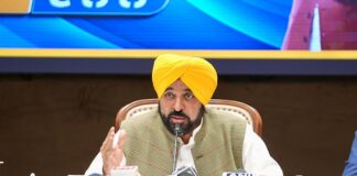 ਕਦੇ ਘਾਟੇ ‘ਚ ਚਲਦਾ ਬਿਜਲੀ ਵਿਭਾਗ ਪਿਛਲੇ 4 ਸਾਲਾਂ ਤੋਂ ਪੰਜਾਬ ਦੇ 90 ਫੀਸਦ ਘਰਾਂ ਨੂੰ ਮੁਫ਼ਤ ਬਿਜਲੀ ਦੇ ਕੇ ਵੀ ਕਮਾ ਰਿਹੈ ਮੁਨਾਫ਼ਾ: ਮੁੱਖ ਮੰਤਰੀ ਭਗਵੰਤ ਸਿੰਘ ਮਾਨ ਕਦੇ ਘਾਟੇ ‘ਚ ਚਲਦਾ ਬਿਜਲੀ ਵਿਭਾਗ ਪਿਛਲੇ 4 ਸਾਲਾਂ ਤੋਂ ਪੰਜਾਬ ਦੇ 90 ਫੀਸਦ ਘਰਾਂ ਨੂੰ ਮੁਫ਼ਤ ਬਿਜਲੀ ਦੇ ਕੇ ਵੀ ਕਮਾ ਰਿਹੈ ਮੁਨਾਫ਼ਾ: ਮੁੱਖ ਮੰਤਰੀ ਭਗਵੰਤ ਸਿੰਘ ਮਾਨ