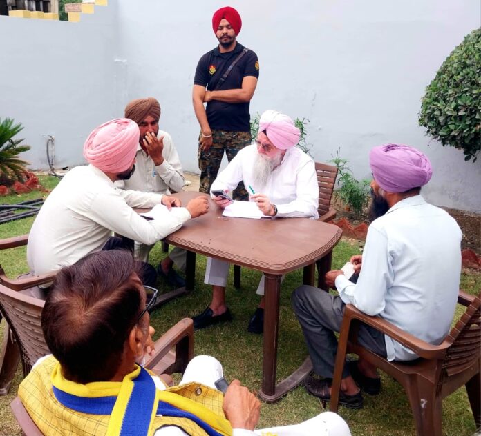 WhatsApp-Image-2026-04-07-at-3.06.22-PM.jpeg ਸਪੀਕਰ ਸੰਧਵਾਂ ਵੱਲੋਂ ਕੋਟਕਪੂਰਾ ਵਿਖੇ ਲੋਕ ਮਿਲਣੀ - ਲੋਕਾਂ ਦੀਆਂ ਸਮੱਸਿਆਵਾਂ ਸੁਣ ਕੇ ਤੁਰੰਤ ਨਿਪਟਾਰੇ ਲਈ ਦਿੱਤੇ ਨਿਰਦੇਸ਼