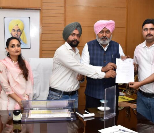 เจตเจฟเฉฑเจค เจฎเฉฐเจคเจฐเฉ เจนเจฐเจชเจพเจฒ เจธเจฟเฉฐเจ เจเฉเจฎเจพ เจจเฉ เจฎเฉเจฒเจพเจเจผเจฎ เจฏเฉเจจเฉเจ
เจจเจพเจ เจจเจพเจฒ เจฎเฉฐเจเจพเจ เจฆเฉ เจนเฉฑเจฒ เจฒเจ เจเฉฑเจฒเจฌเจพเจค เจตเจฟเฉฑเจค เจฎเฉฐเจคเจฐเฉ เจนเจฐเจชเจพเจฒ เจธเจฟเฉฐเจ เจเฉเจฎเจพ เจจเฉ เจฎเฉเจฒเจพเจเจผเจฎ เจฏเฉเจจเฉเจ
เจจเจพเจ เจจเจพเจฒ เจฎเฉฐเจเจพเจ เจฆเฉ เจนเฉฑเจฒ เจฒเจ เจเฉฑเจฒเจฌเจพเจค