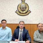 ਚੰਡੀਗੜ੍ਹ ਗ੍ਰਨੇਡ ਹਮਲਾ: ਪੰਜਾਬ ਪੁਲਿਸ ਵੱਲੋਂ ਹੈਂਡ ਗ੍ਰਨੇਡ, ਜ਼ਿਗਾਨਾ ਪਿਸਤੌਲ ਸਮੇਤ ਪੰਜ ਵਿਅਕਤੀ ਗ੍ਰਿਫ਼ਤਾਰ ਚੰਡੀਗੜ੍ਹ ਗ੍ਰਨੇਡ ਹਮਲਾ: ਪੰਜਾਬ ਪੁਲਿਸ ਵੱਲੋਂ ਹੈਂਡ ਗ੍ਰਨੇਡ, ਜ਼ਿਗਾਨਾ ਪਿਸਤੌਲ ਸਮੇਤ ਪੰਜ ਵਿਅਕਤੀ ਗ੍ਰਿਫ਼ਤਾਰ