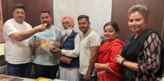 ਢੋਲ ਵਜਾਉਣ ਵਾਲਾ ਬਣਿਆ ਕਰੋੜਪਤੀ, ਪੁੱਤਰ ਦੇ ਨਾਂ ਉਤੇ ਕਿਸਮਤ ਚਮਕੀ | ਪੰਜਾਬ ਖ਼ਬਰਾਂ ਢੋਲ ਵਜਾਉਣ ਵਾਲਾ ਬਣਿਆ ਕਰੋੜਪਤੀ, ਪੁੱਤਰ ਦੇ ਨਾਂ ਉਤੇ ਕਿਸਮਤ ਚਮਕੀ | ਪੰਜਾਬ ਖ਼ਬਰਾਂ