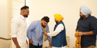 ਰੁਸਤਮ-ਏ-ਹਿੰਦ ਪਹਿਲਵਾਨ ਪ੍ਰੀਤਪਾਲ ਫਗਵਾੜਾ ‘ਆਪ’ ਵਿੱਚ ਸ਼ਾਮਲ ਰੁਸਤਮ-ਏ-ਹਿੰਦ ਪਹਿਲਵਾਨ ਪ੍ਰੀਤਪਾਲ ਫਗਵਾੜਾ ‘ਆਪ’ ਵਿੱਚ ਸ਼ਾਮਲ