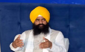 CM ਭਗਵੰਤ ਮਾਨ ਦੀ ਸ੍ਰੀ ਅਕਾਲ ਤਖ਼ਤ ਸਾਹਿਬ ਦੇ ਸਨਮੁਖ ਪੇਸ਼ ਹੋਣ ਸਮੇਂ ਦੀ ਵੀਡੀਓ ਜਾਰੀ ਜਥੇਦਾਰ ਸ੍ਰੀ ਅਕਾਲ ਤਖਤ ਸਾਹਿਬ ਨੇ ਕੁਲਤਾਰ ਸੰਧਵਾਂ ਨੂੰ ਕੀਤਾ ਤਲਬ | ਪੰਜਾਬ ਖ਼ਬਰਾਂ
