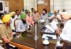 ਪੰਜਾਬ ਸਰਕਾਰ ਦਾ ਵੱਡਾ ਐਲਾਨ, ਠੇਕਾ ਅਤੇ ਆਊਟਸੋਰਸਡ ਮੁਲਾਜ਼ਮਾਂ ਦੇ ਮਸਲੇ ਜਲਦ ਹੋਣਗੇ ਹੱਲ: ਹਰਪਾਲ ਚੀਮਾ | ਪੰਜਾਬ ਖ਼ਬਰਾਂ ਪੰਜਾਬ ਸਰਕਾਰ ਦਾ ਵੱਡਾ ਐਲਾਨ, ਠੇਕਾ ਅਤੇ ਆਊਟਸੋਰਸਡ ਮੁਲਾਜ਼ਮਾਂ ਦੇ ਮਸਲੇ ਜਲਦ ਹੋਣਗੇ ਹੱਲ: ਹਰਪਾਲ ਚੀਮਾ | ਪੰਜਾਬ ਖ਼ਬਰਾਂ
