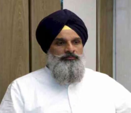 bikram majithia gets interim bail in police station protest case | bikram majithia gets interim bail in police station protest case | เจ
เฉฐเจฎเฉเจฐเจฟเจคเจธเจฐ เฉเจฌเจฐเจพเจ (Amritsar News)