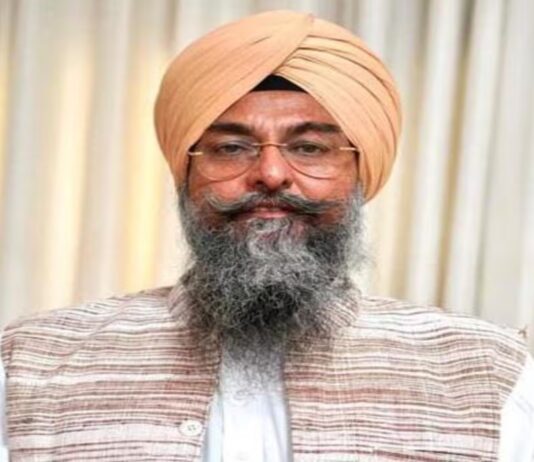 LADC ਪਾਲਿਸੀ ਖਿਲਾਫ ਵਕੀਲਾਂ ਦੇ ਧਰਨੇ ਨੂੰ ਮਿਲਿਆ ਸਪੀਕਰ ਕੁਲਤਾਰ ਸਿੰਘ ਸੰਧਵਾ ਦਾ ਸਮਰਥਨ, CJI ਨਾਲ ਮੁਲਾਕਾਤ ਦਾ ਦਿੱਤਾ ਭਰੋਸਾ | ਪੰਜਾਬ ਸਰਕਾਰ ਨੇ ਨੌਜਵਾਨਾਂ ਨੂੰ ਸਿਰਫ਼ ਯੋਗਤਾ ਦੇ ਆਧਾਰ ’ਤੇ 67000 ਤੋਂ ਵੱਧ ਸਰਕਾਰੀ ਨੌਕਰੀਆਂ ਦਿੱਤੀਆਂ: ਕੁਲਤਾਰ ਸਿੰਘ ਸੰਧਵਾਂ | ਪੰਜਾਬ ਖ਼ਬਰਾਂ