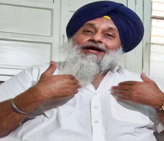 ਬੇਅਦਬੀ ਮਾਮਲੇ ਵਿੱਚ ਸੁਖਬੀਰ ਬਾਦਲ ਚੰਡੀਗੜ੍ਹ ਅਦਾਲਤ ਵਿੱਚ ਹੋਏ ਪੇਸ਼, 18 ਜੁਲਾਈ ਨੂੰ ਅਗਲੀ ਸੁਣਵਾਈ | ਪੰਜਾਬ ਖ਼ਬਰਾਂ ਬੇਅਦਬੀ ਮਾਮਲੇ ਵਿੱਚ ਸੁਖਬੀਰ ਬਾਦਲ ਚੰਡੀਗੜ੍ਹ ਅਦਾਲਤ ਵਿੱਚ ਹੋਏ ਪੇਸ਼, 18 ਜੁਲਾਈ ਨੂੰ ਅਗਲੀ ਸੁਣਵਾਈ | ਪੰਜਾਬ ਖ਼ਬਰਾਂ