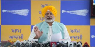 ‘ਮਾਵਾਂ ਧੀਆਂ ਸਤਿਕਾਰ ਯੋਜਨਾ’ ਤਹਿਤ ਰਿਕਾਰਡ 72.56 ਲੱਖ ਔਰਤਾਂ ਦਾ ਰਜਿਸਟ੍ਰੇਸ਼ਨ| 'ਸੱਚ ਕਮਿਸ਼ਨ' ਬਣਾਉਣ ਦੀ ਬਜਾਏ, ਬਾਦਲਾਂ ਨੇ ਸੱਤਾ ਵਿੱਚ ਆਉਂਦੇ ਹੀ ਬੀਬੀ ਖਾਲੜਾ 'ਤੇ ਪਰਚੇ ਦਰਜ ਕੀਤੇ: ਬਲਤੇਜ ਪੰਨੂ | ਪੰਜਾਬ ਖ਼ਬਰਾਂ