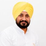 ਚਰਨਜੀਤ ਚੰਨੀ ਤੇ ਰੰਧਾਵਾ ਨੂੰ ਕੀਤਾ ਡਿਟੇਨ, PM ਦੇ ਘਰ ਮੁਹਰੇ ਕਾਂਗਰਸ ਦਾ ਪ੍ਰਦਰਸ਼ਨ | ਪੰਜਾਬ ਖ਼ਬਰਾਂ ਕਾਂਗਰਸ ਨੇ ਚੋਣ ਕਮੇਟੀਆਂ ਦਾ ਕੀਤਾ ਐਲਾਨ, ਚਰਨਜੀਤ ਸਿੰਘ ਚੰਨੀ ਨੂੰ ਮਿਲੀ ਵੱਡੀ ਜ਼ਿੰਮੇਵਾਰੀ | ਪੰਜਾਬ ਖ਼ਬਰਾਂ