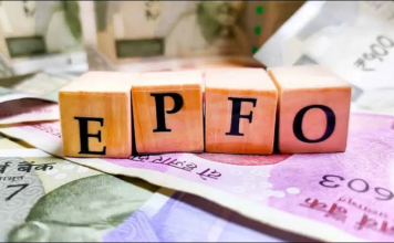 EPF Scheme 2026 New Rules: ਨੌਕਰੀਪੇਸ਼ਾ ਲੋਕਾਂ ਲਈ ਵੱਡੀ ਖ਼ਬਰ, ਬਦਲ ਗਿਆ PF ਕਟੌਤੀ ਦਾ ਪੂਰਾ ਗਣਿਤ, ਜਾਣੋ ਤੁਹਾਡੀ ਸੈਲਰੀ ਵਧੇਗੀ ਜਾਂ ਘਟੇਗੀ